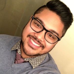 Meet your Posher, Emmanuel